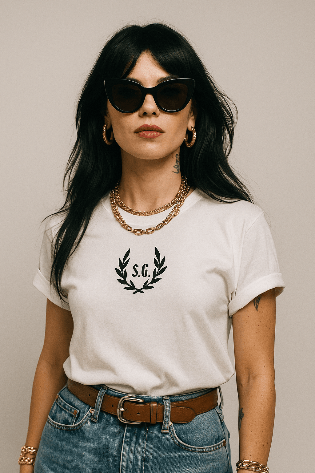 Camiseta blanca TORMENTA edición limitada con laureada negra