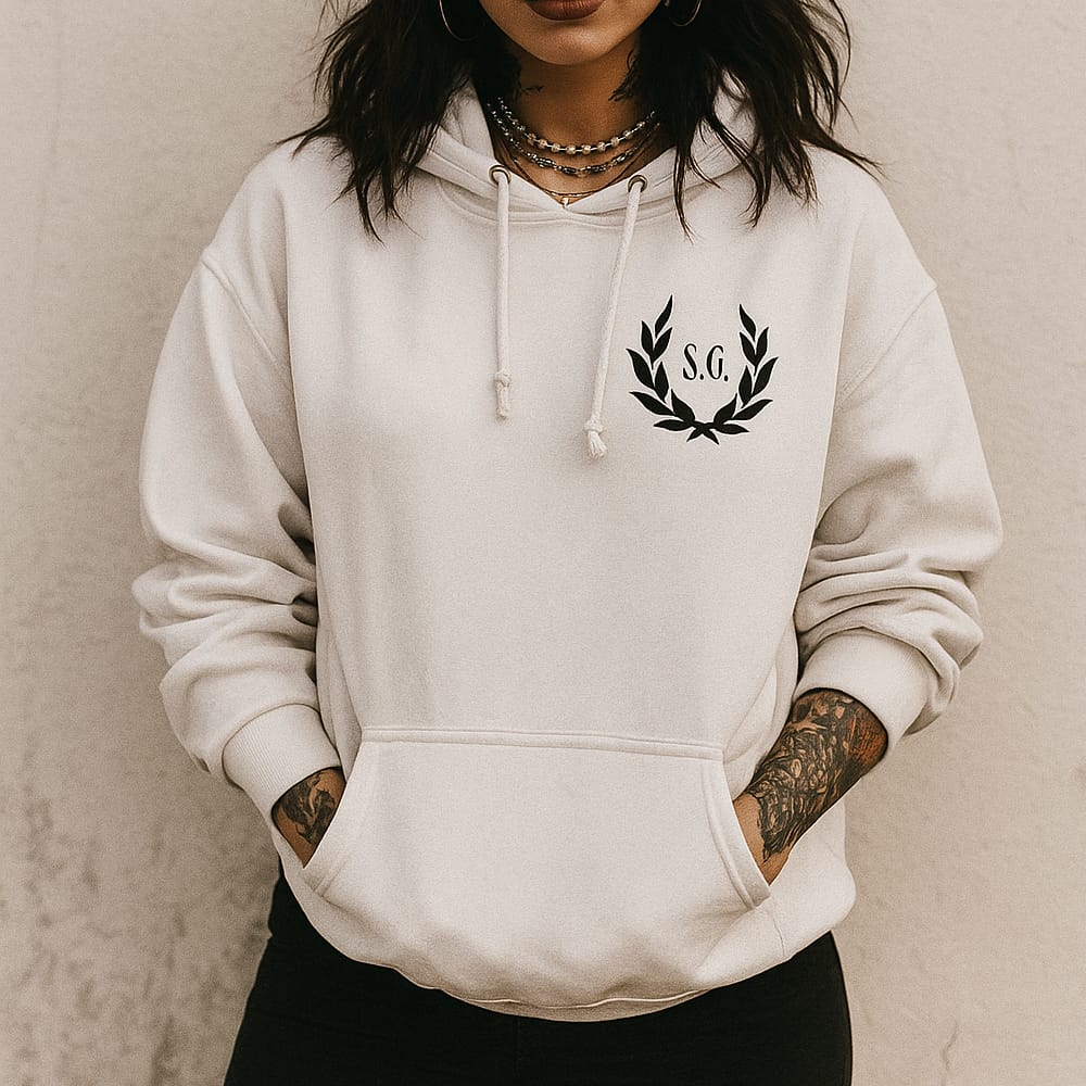 Sudadera LAUREADA tamaño escudo– Personalizable en vinilo artesanal
